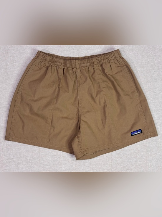 Patagonia Pants - Patagonia Funhoggers Shorts NWT Women’s Medium Nest Brown Organic Cotton